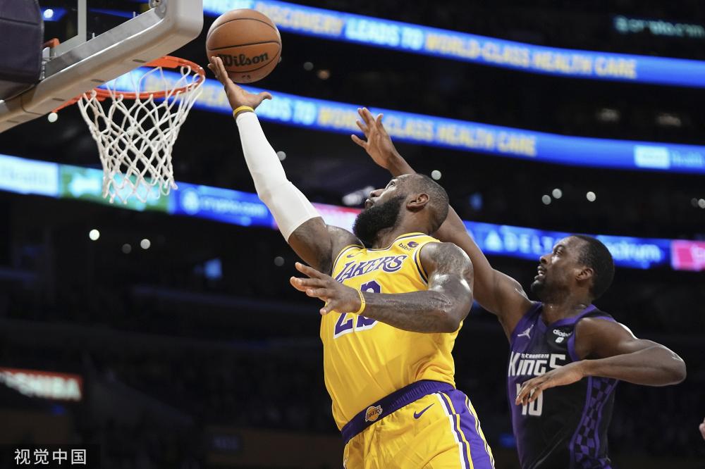 世界男排联赛西安站:中国队次战3-0零封塞尔维亚 排名升至世界第20