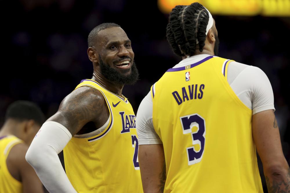 “老将失宠,小将当家”,期待世联赛有精彩表现!