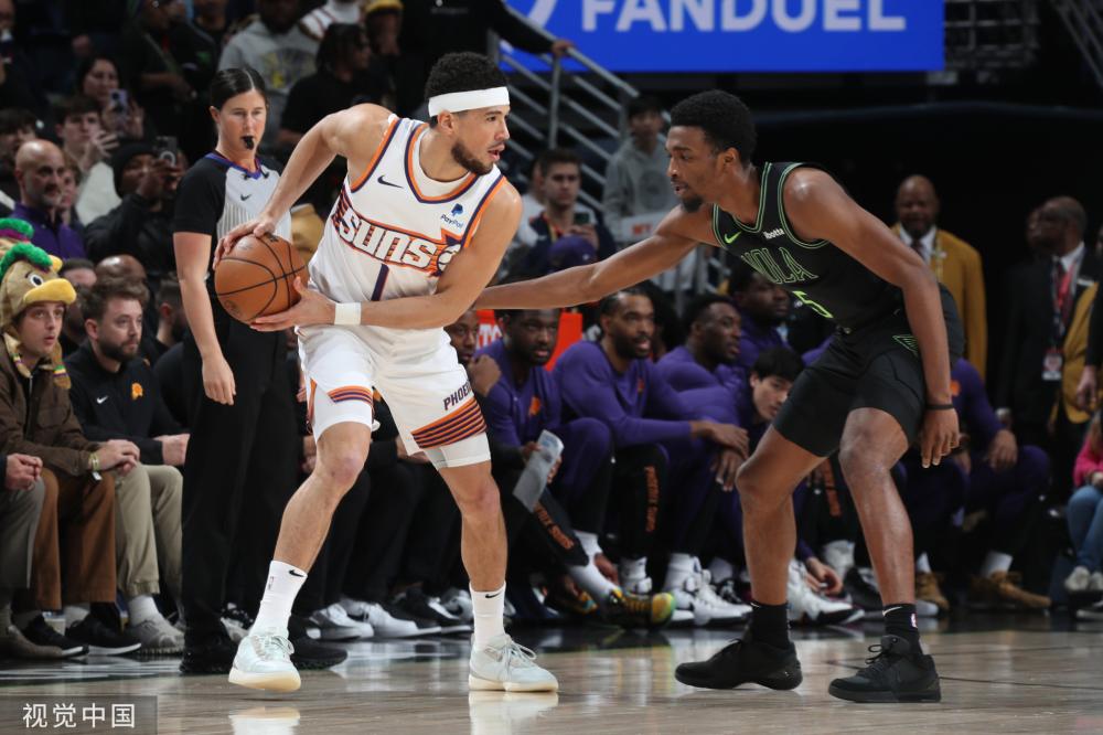 乒超联赛:樊振东爆发!狂轰3-0胜世界第一,多次挽救局点翻盘