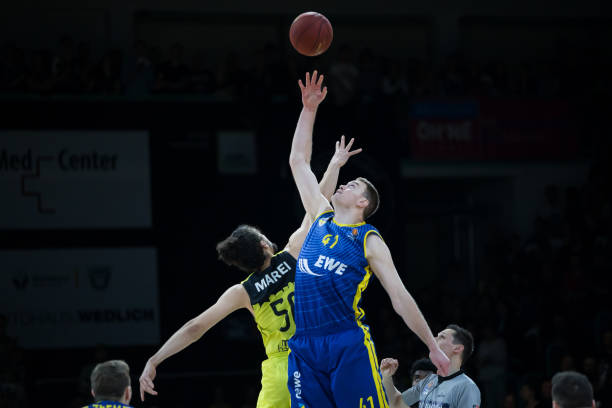 他在第四节 他在第四节